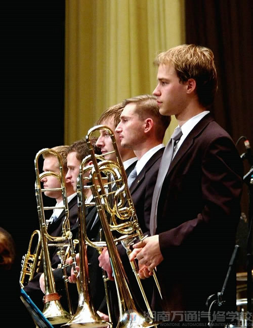 維也納管弦樂團(tuán)邀你零點(diǎn)敲鐘迎新年