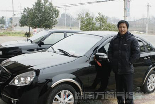 讀最好的汽修學(xué)校省時省錢好創(chuàng)業(yè)