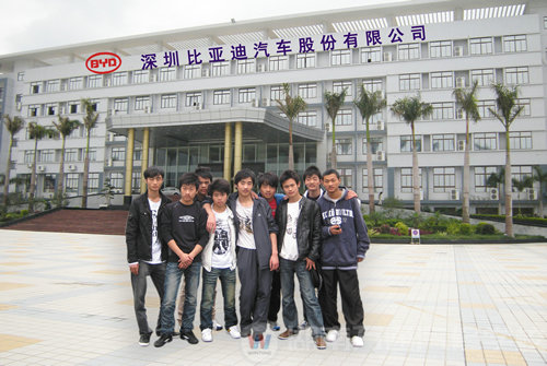 湖南萬(wàn)通汽車(chē)學(xué)校成功學(xué)子李楊