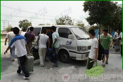 湖南萬通汽車學(xué)校，廣州就業(yè)