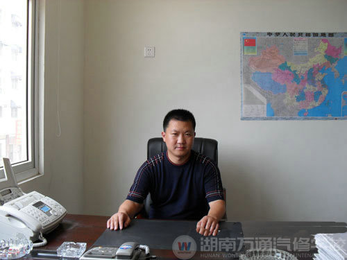 湖南萬通汽車學(xué)校-杰出校友徐建生