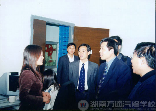 湖南萬通汽車學校，就業(yè)回訪