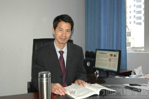 湖南萬通汽車學校，名師風采