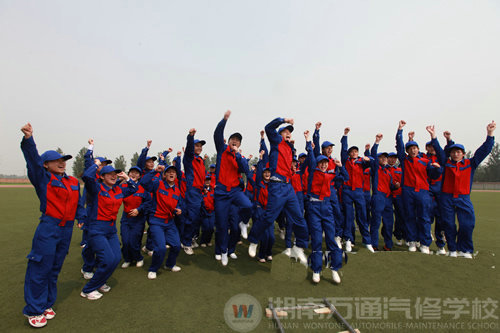 湖南萬通汽車學(xué)校，高考之后做什么？