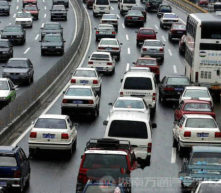 湖南萬通汽車學(xué)校，培養(yǎng)汽修人才的搖籃