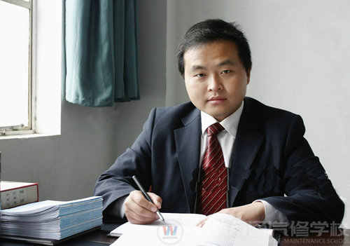 湖南萬(wàn)通汽車(chē)學(xué)校，名師風(fēng)采，陳浮