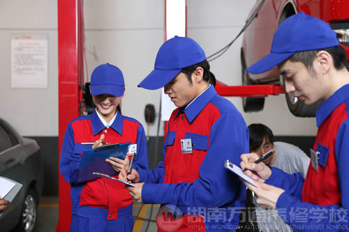 汽車(chē)機(jī)電專(zhuān)業(yè) 精通機(jī)電一體化