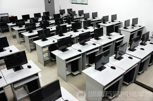 萬(wàn)通汽修學(xué)校杰出校友