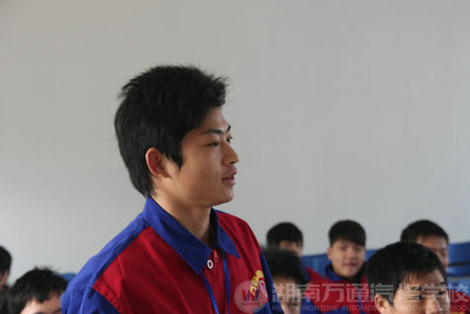 學(xué)期伊始 新生暢談