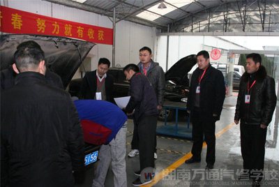 一技成 天下行 不再獨唱“春天里”