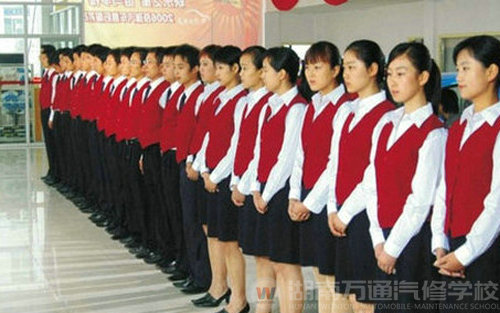 選學?？词裁矗憾ㄏ蚺囵B(yǎng) 推薦上崗更安心