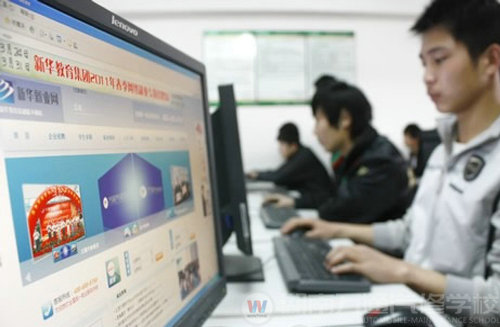 2011年春季網(wǎng)絡(luò)招聘會 再拓就業(yè)新發(fā)展