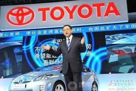 中美車展?fàn)庝h 中國汽車市場備受重視