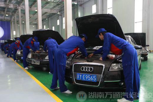 萬通汽修學(xué)校：理實(shí)相結(jié)合才是硬道理