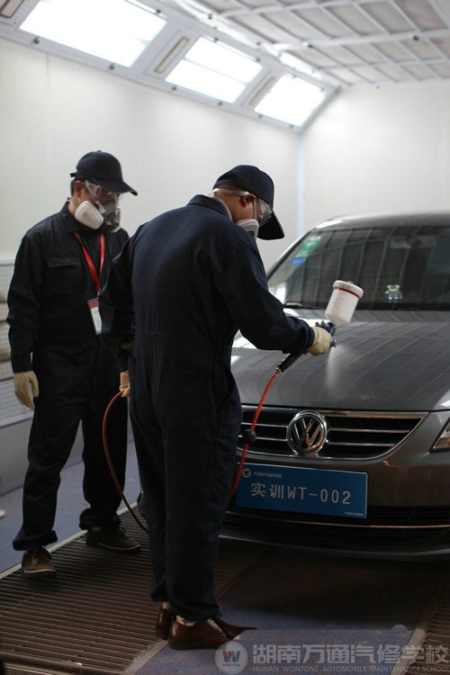 汽車美容學(xué)校哪家好？