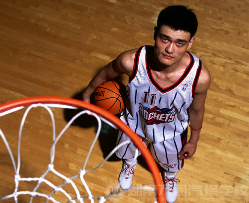 姚明將退役 學(xué)汽修永不退役