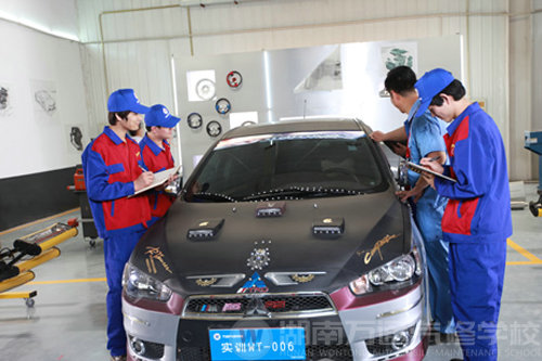 目前學(xué)什么技術(shù)比較好