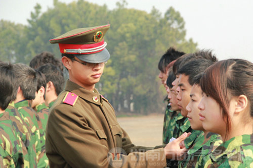 萬(wàn)通汽修教育領(lǐng)航職教 教學(xué)改革“非常了得”