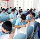 從容不迫迎挑戰(zhàn) 湖南萬通學子參加國家職業(yè)資格考試