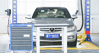 汽修培訓(xùn)學(xué)校-奔寶奧實(shí)訓(xùn)