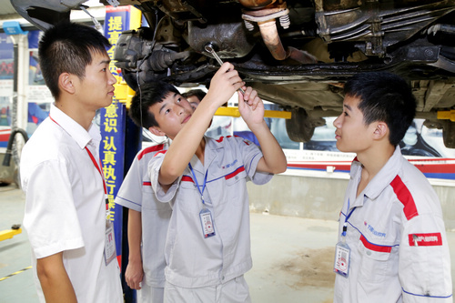 汽車維修技術(shù)去哪學(xué)好？