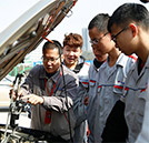 初中畢業(yè)學(xué)什么技術(shù)好？學(xué)汽修怎么樣？