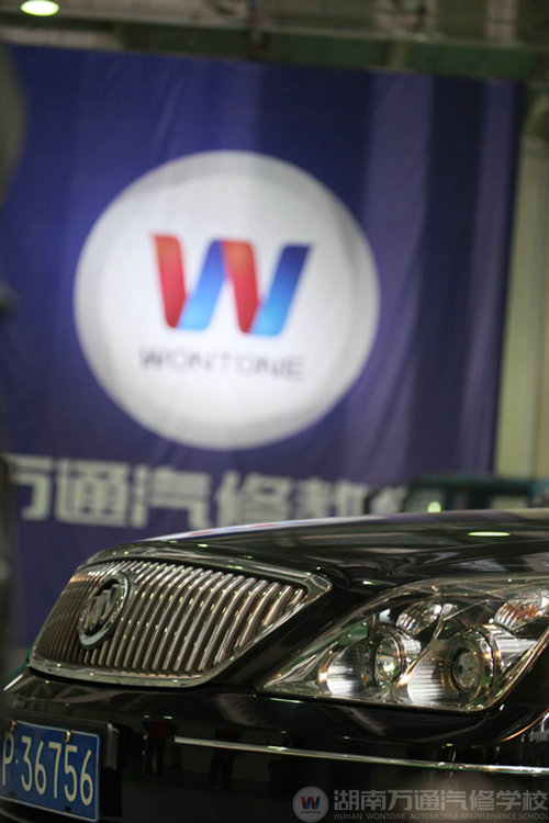 湖南萬通汽修學(xué)校，汽車維修行業(yè)