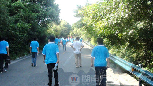 湖南萬通汽修學(xué)校，暑期訓(xùn)練營活動(dòng)