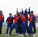 讀三本，不如上職校