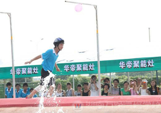 智勇大沖關(guān) 萬通來挑戰(zhàn)