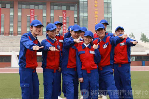 萬通汽修學(xué)校打造品牌專業(yè) 鑄就行業(yè)名校