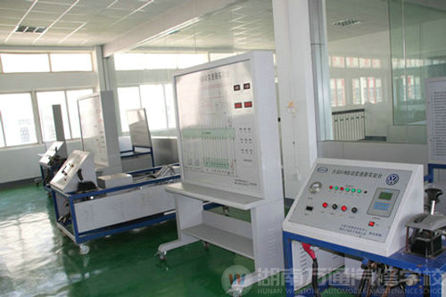 萬通汽修學校靈活的運行機制