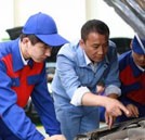 來(lái)湖南萬(wàn)通學(xué)汽修 開(kāi)啟人生幸福之門(mén)