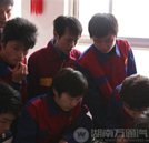 “求職”緣何轉(zhuǎn)變?yōu)椤扒蟛拧?></a> </div>
            <div   id="gih4goy"   class="lmcon1">
              <div   id="ugsw8ck"   class="lmcon11"> <a href="http://www.zhtianze.cn/new/598.html" target="_blank">“求職”緣何轉(zhuǎn)變?yōu)椤扒蟛拧?/a> </div>
              <div   id="yusmefu"   class="lmcon12"> 2012.12.13 </div>
            </div>
            <div   id="q88okyf"   class="lmcon2"> 隨著日趨加大的就業(yè)競(jìng)爭(zhēng)壓力，幾十到幾百人“搶”一個(gè)崗位，已不是稀奇事，而最近部分院校一改之前的被動(dòng)局面，名企主動(dòng)進(jìn)入校園進(jìn)行“求才”，不免引人關(guān)注。...<a href="http://www.zhtianze.cn/new/598.html" target="_blank"> </a></div>
            <div   id="hmsgds9"   class="lmcon3">
              <div   id="rbv3ezt"   class="lmcon31"> 標(biāo)簽：求職,轉(zhuǎn)變,求才 </div>
              <div   id="v3husyi"   class="lmcon32"> <a href="http://www.zhtianze.cn/new/598.html" target="_blank">全文閱讀</a> </div>
            </div>
          </div>
          <div   id="lak8jy8"   class="lmcon4"></div>
        </li><li>
          <div   id="fkxlg2u"   class="zhu">
            <div   id="katucmu"   class="xtu"> <a href="http://www.zhtianze.cn/new/596.html"  target="_blank"><img src=