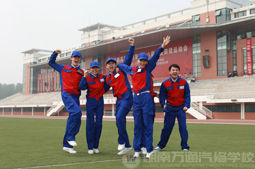 中職教育擔(dān)重任 湖南萬(wàn)通給力支持