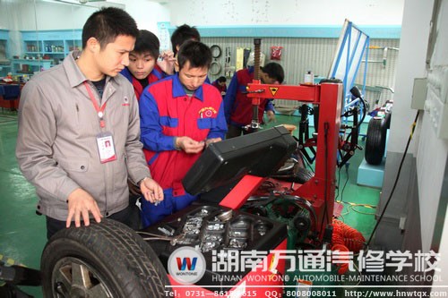 學汽修技術(shù)拿高薪工資