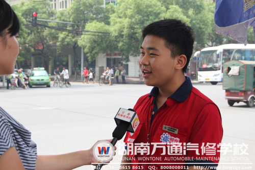 電視臺采訪萬通志愿者服務