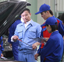 洞悉市場(chǎng)需求 造就高素質(zhì)汽修人才