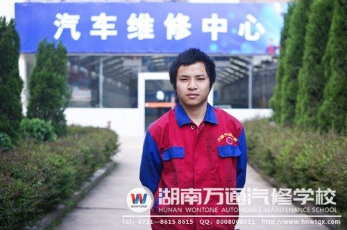 穩(wěn)重的潘四勇