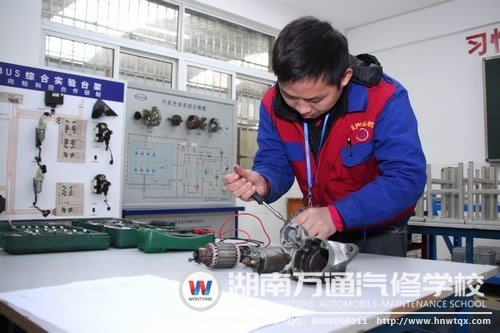 增強(qiáng)學(xué)生動(dòng)手能力，使學(xué)生更符合企業(yè)要求