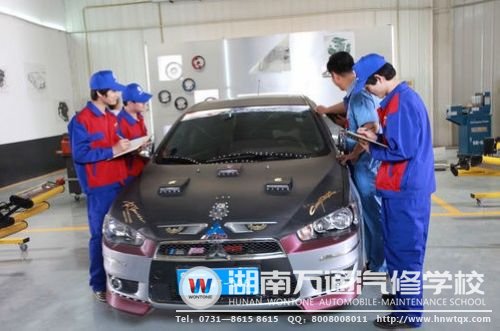 高中畢業(yè)學(xué)汽修，收獲美好明天