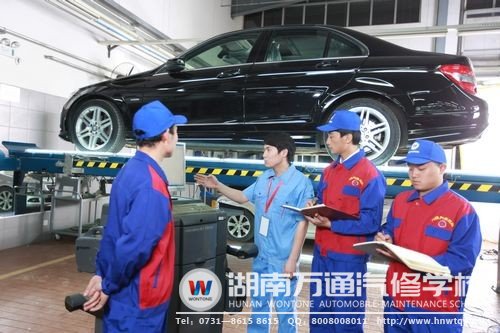 湖南萬通先進的教育方法讓學子學到更多實用技能