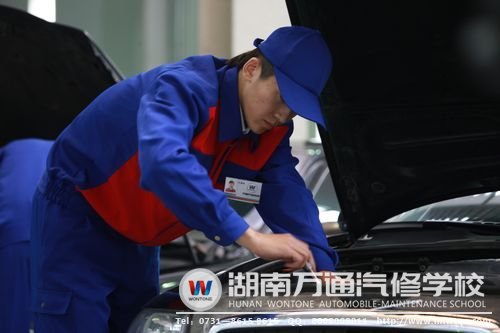 湖南萬(wàn)通學(xué)子扎實(shí)學(xué)習(xí)