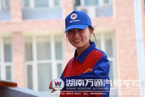 文科女選擇學汽修，出路同樣好！