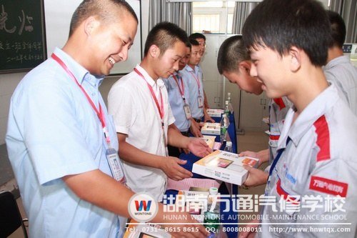 發(fā)放平板電腦