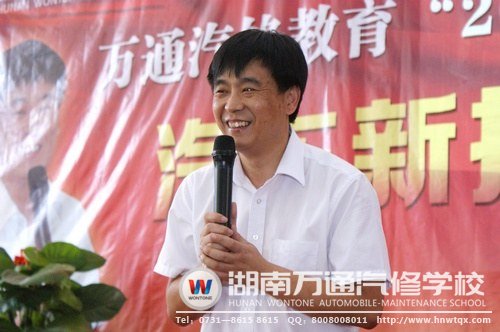 闞教授十分有親和力