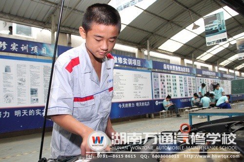 鄧宇松年紀(jì)雖小，卻有著不同尋常的眼光