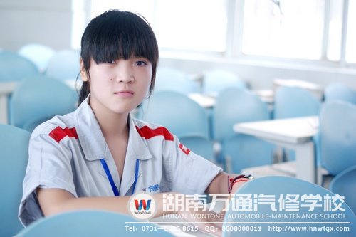 16歲的唐林會在如花的年齡里，選擇了學汽修