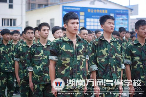 新生堅毅的臉龐！