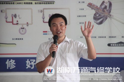 伍振中教授的講話很精彩